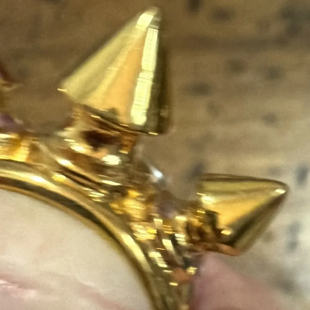 nOir jewelry collection of NYC goldtone Beki 3 spike ring size 8